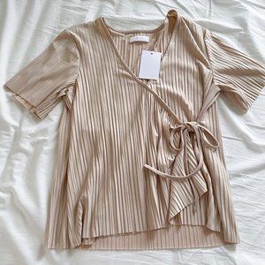 Oak + Fort Short Sleeves Pleated Wrap Top